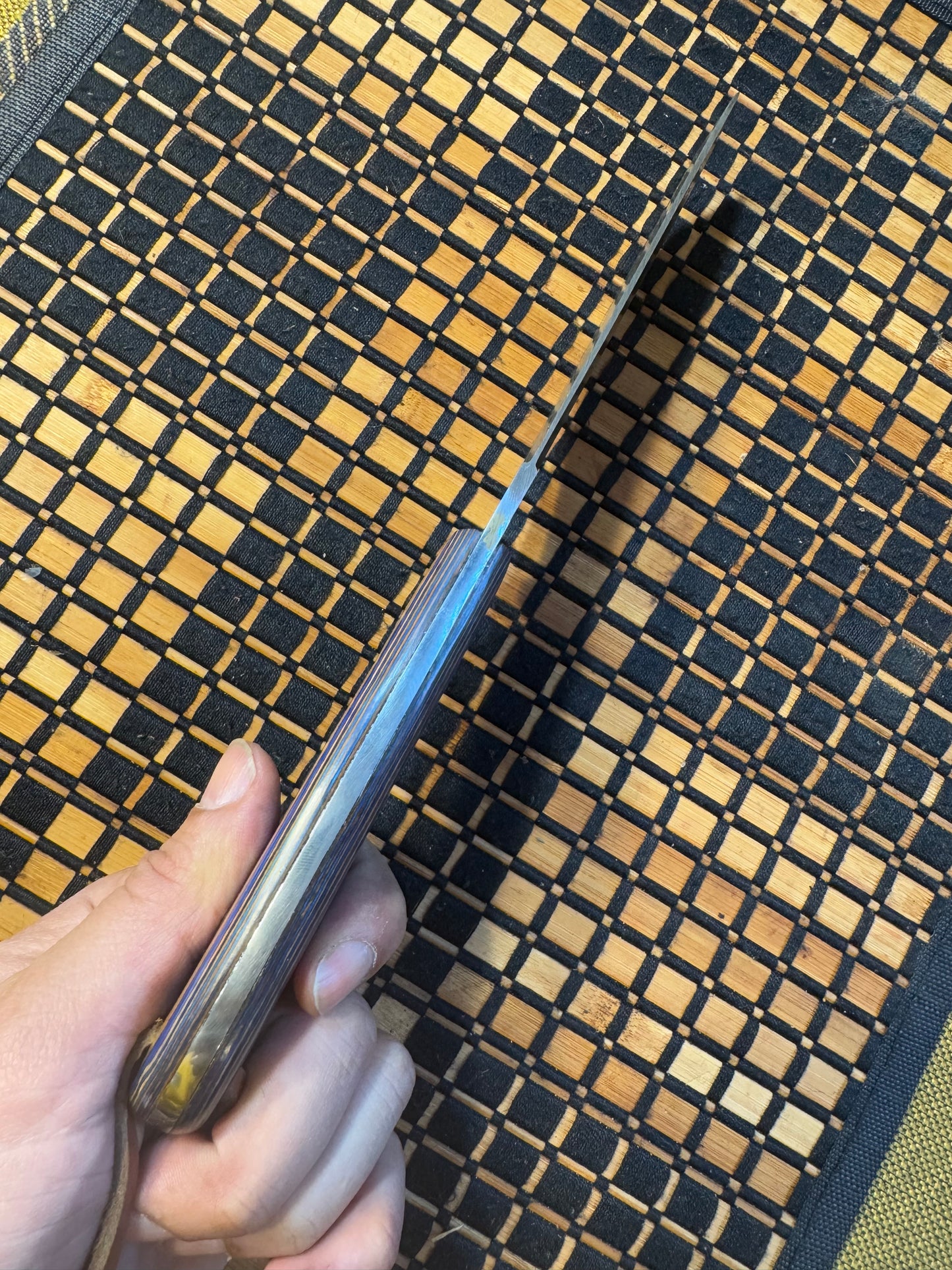 Damascus blade , Pakka handle