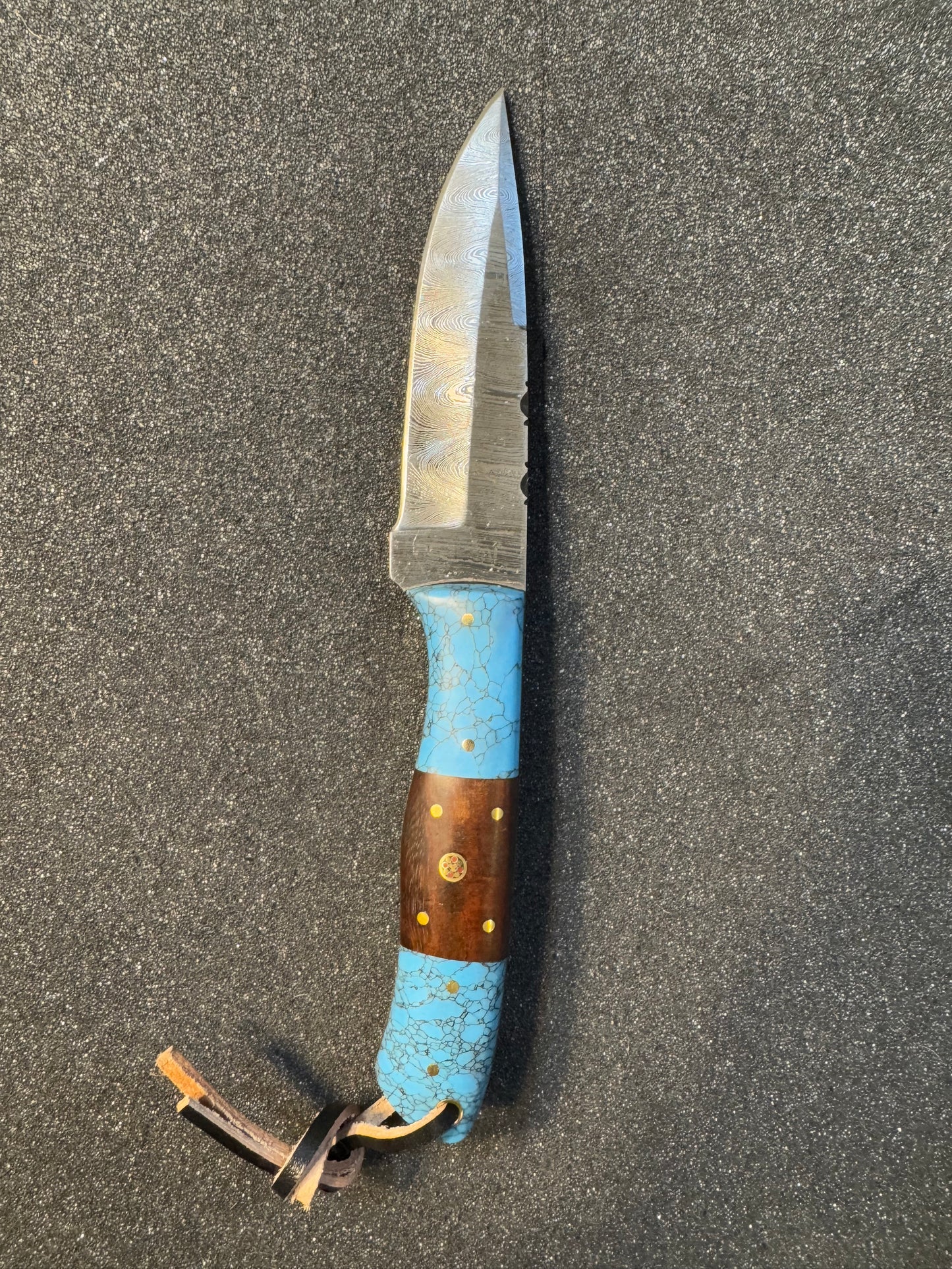 Damascus knife