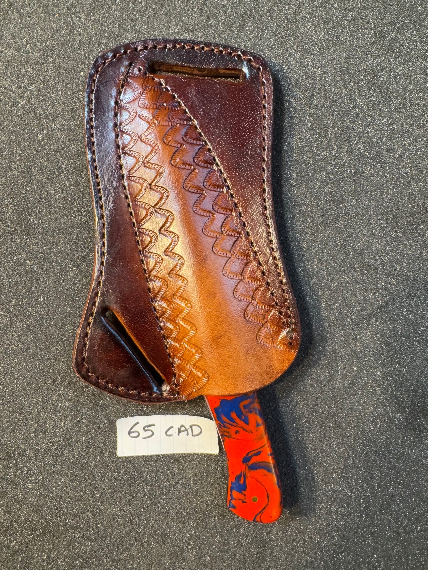 Raisen handle with horizontal sheath