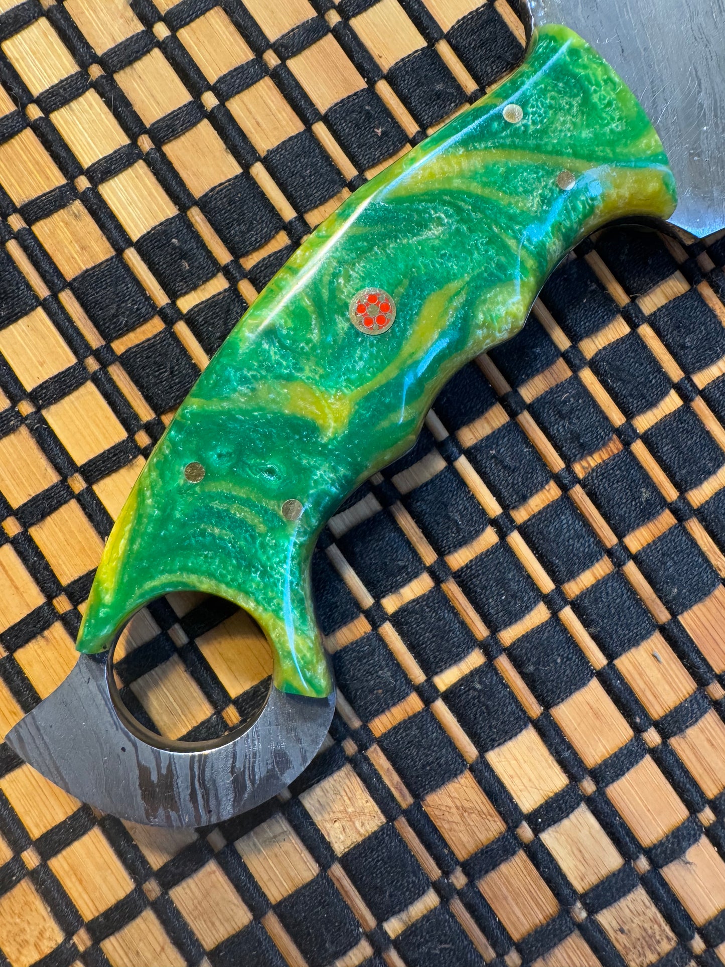 Damascus full tang karambit