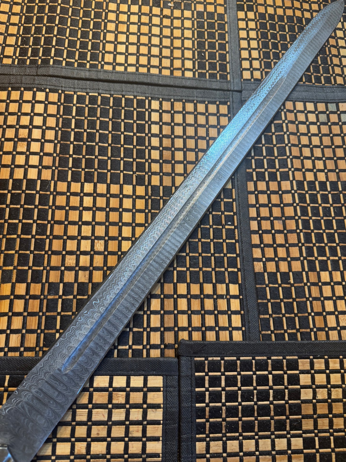 Damascus sword