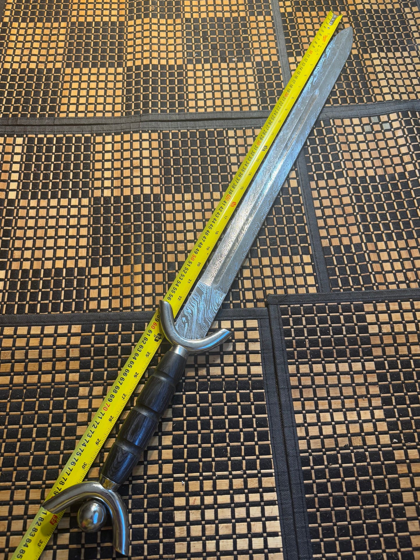 Damascus sword