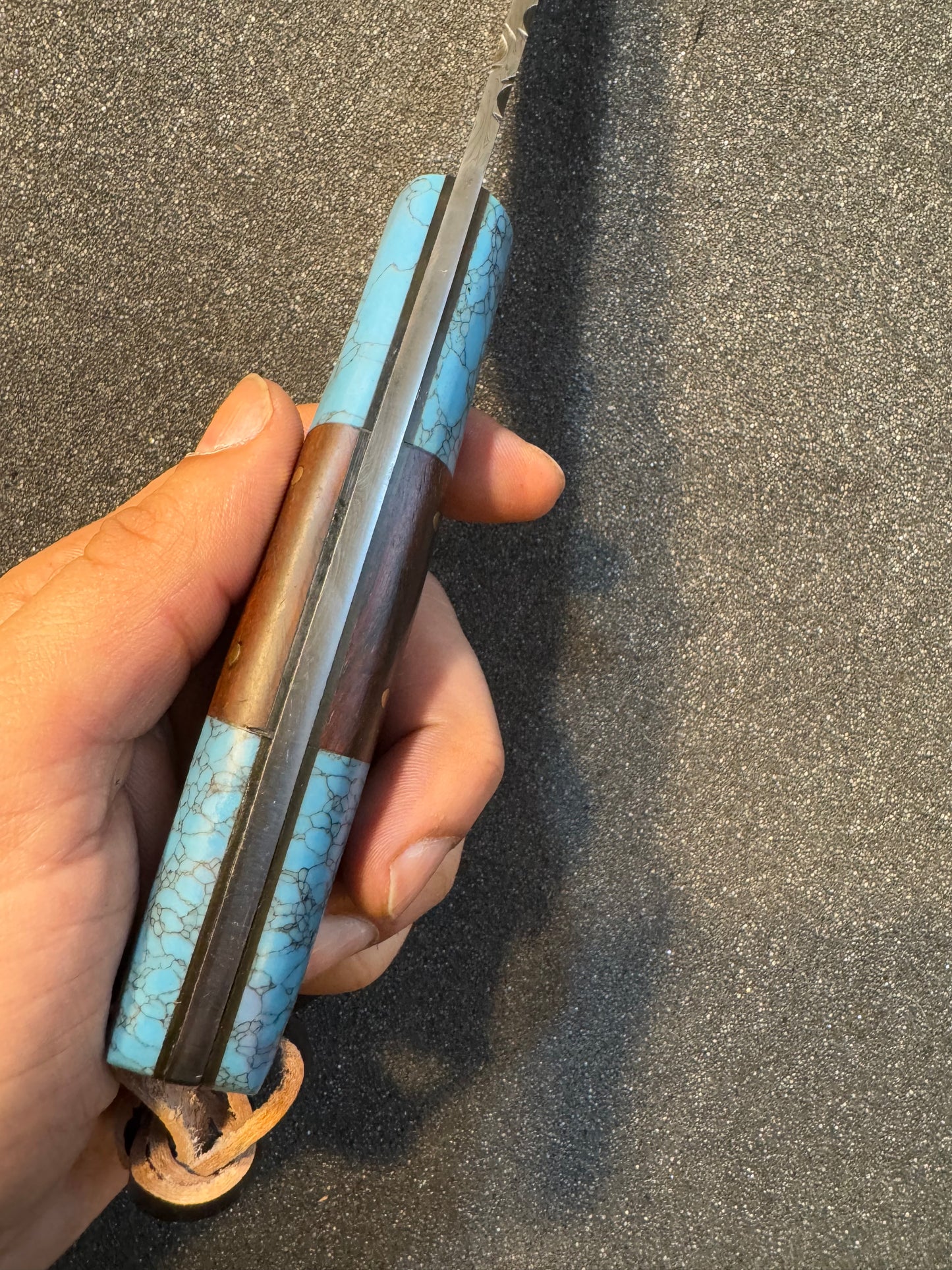 Damascus knife