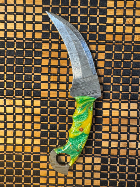 Damascus full tang karambit