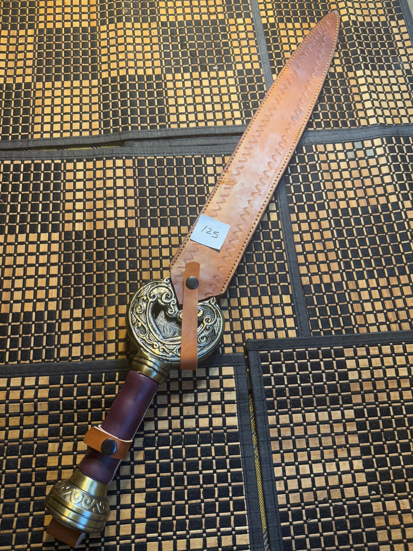 Damascus sword