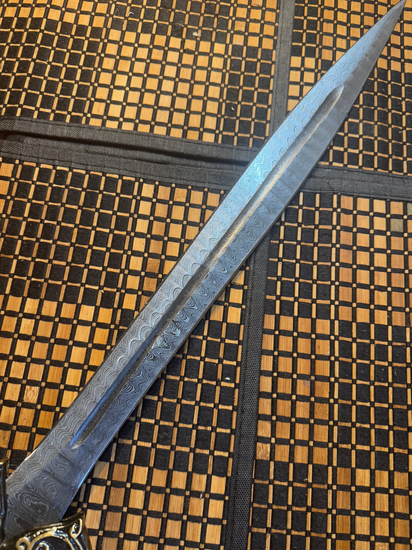Damascus sword