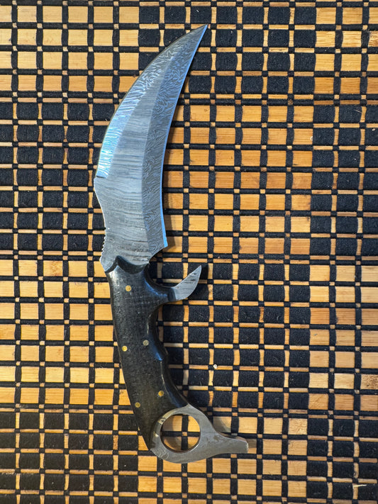Karambit with micarta handle